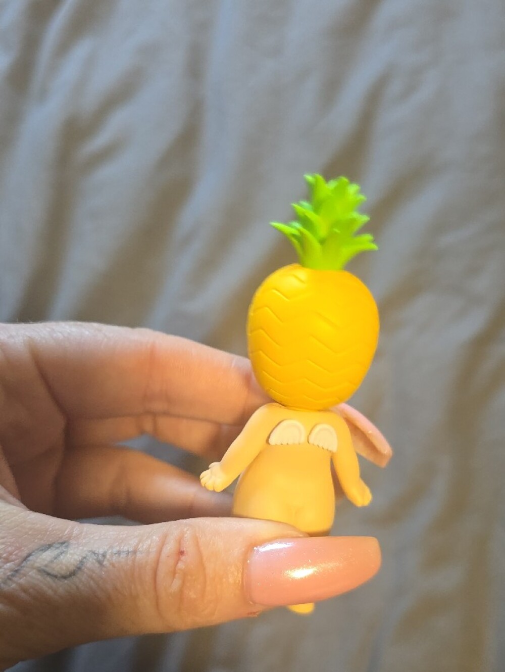 Sonny Angel Pineapple Figure - Authentic - Picture 4 of 10